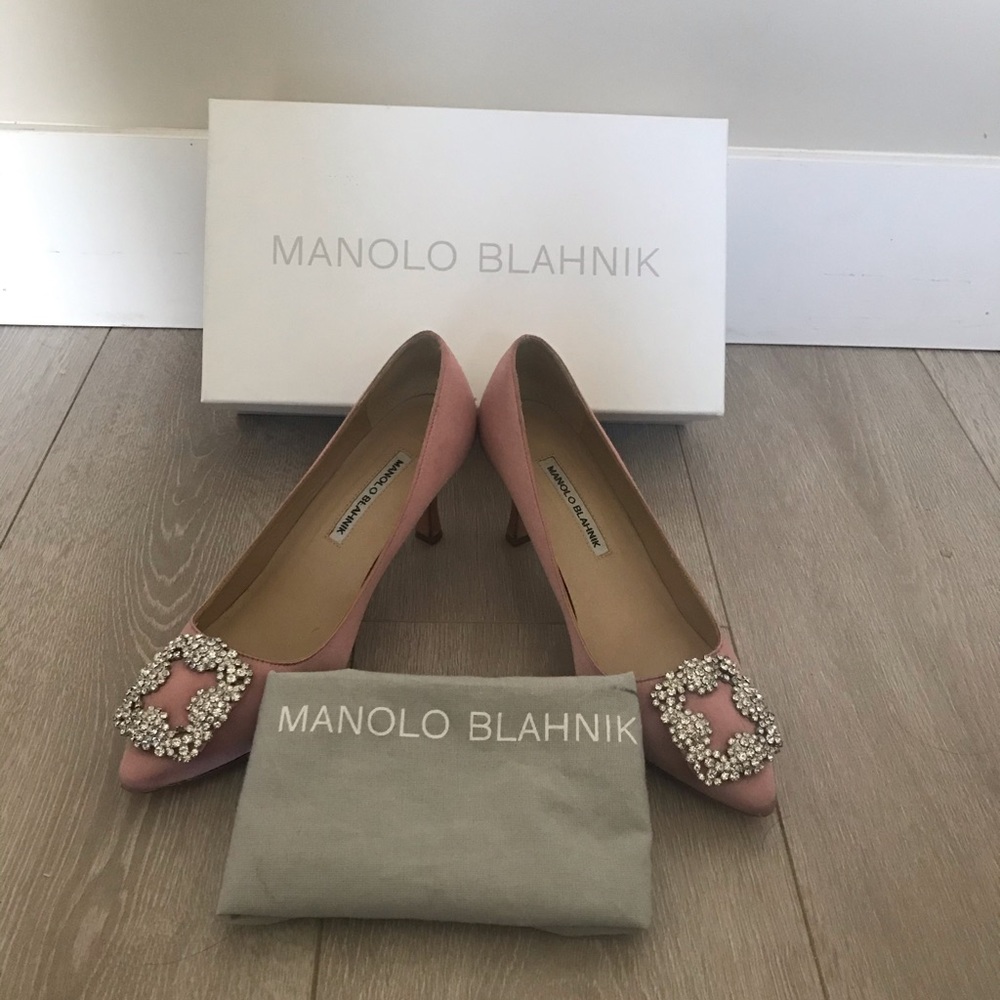 Manolo Blahnik Hangisi